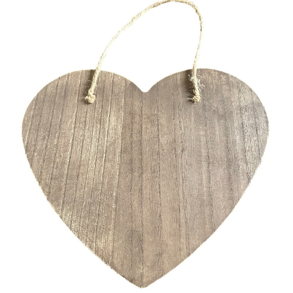 Handcrafted Heart-Shaped Peacock Wall Art sign - Picture 2 of 4